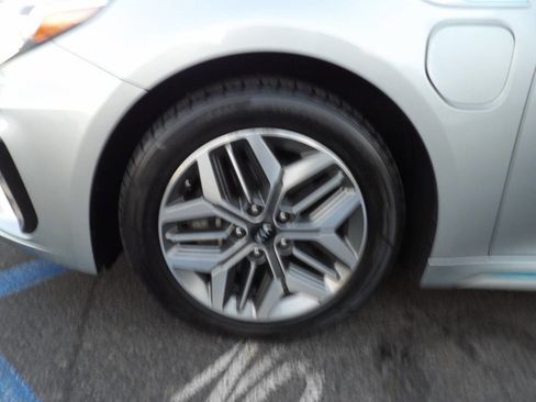 Used 2020 Kia Optima EX image 15