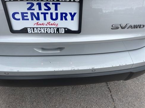 Used 2024 Nissan Rogue SV AWD/4WD image 9