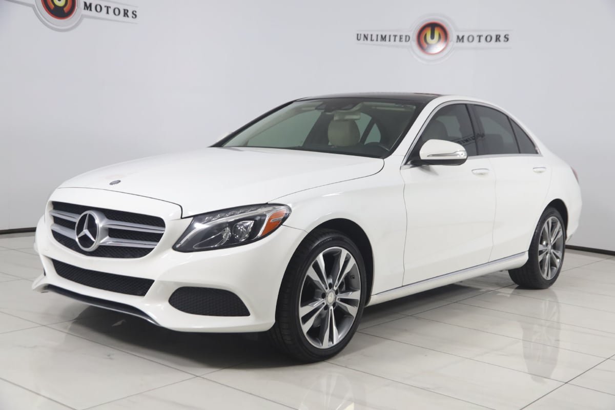 Used 2015 Mercedes-Benz C 300 4MATIC Sedan image 5