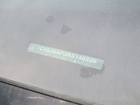 Used 2024 Jeep Wagoneer L 4WD w/ Premium Group I image 26