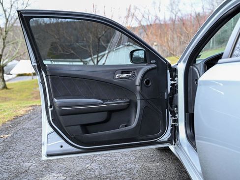 Used 2020 Dodge Charger SRT Hellcat w/ Navigation & Travel Group image 49