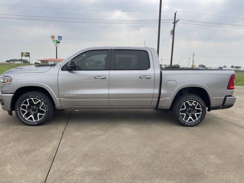 Used 2025 RAM 1500 Laramie w/ Sport Appearance Package AWD/4WD image 7