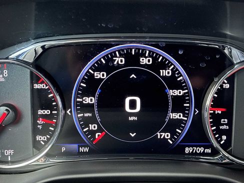 Used 2021 GMC Acadia SLT w/ GMC Pro Grade Package AWD/4WD image 10