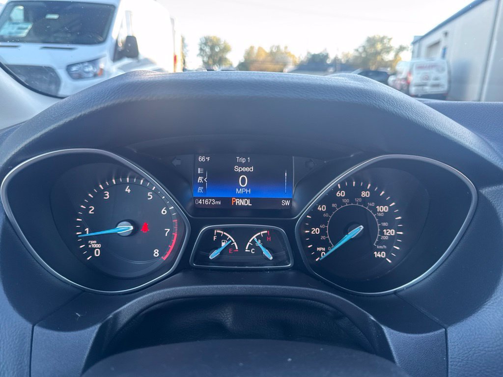 Used 2015 Ford Focus SE FWD image 16