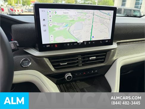 Used 2025 Ford Explorer Platinum w/ Ultimate Package image 15