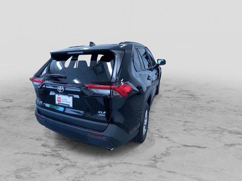 Certified 2025 Toyota RAV4 XLE w/ Convenience Package AWD/4WD image 9