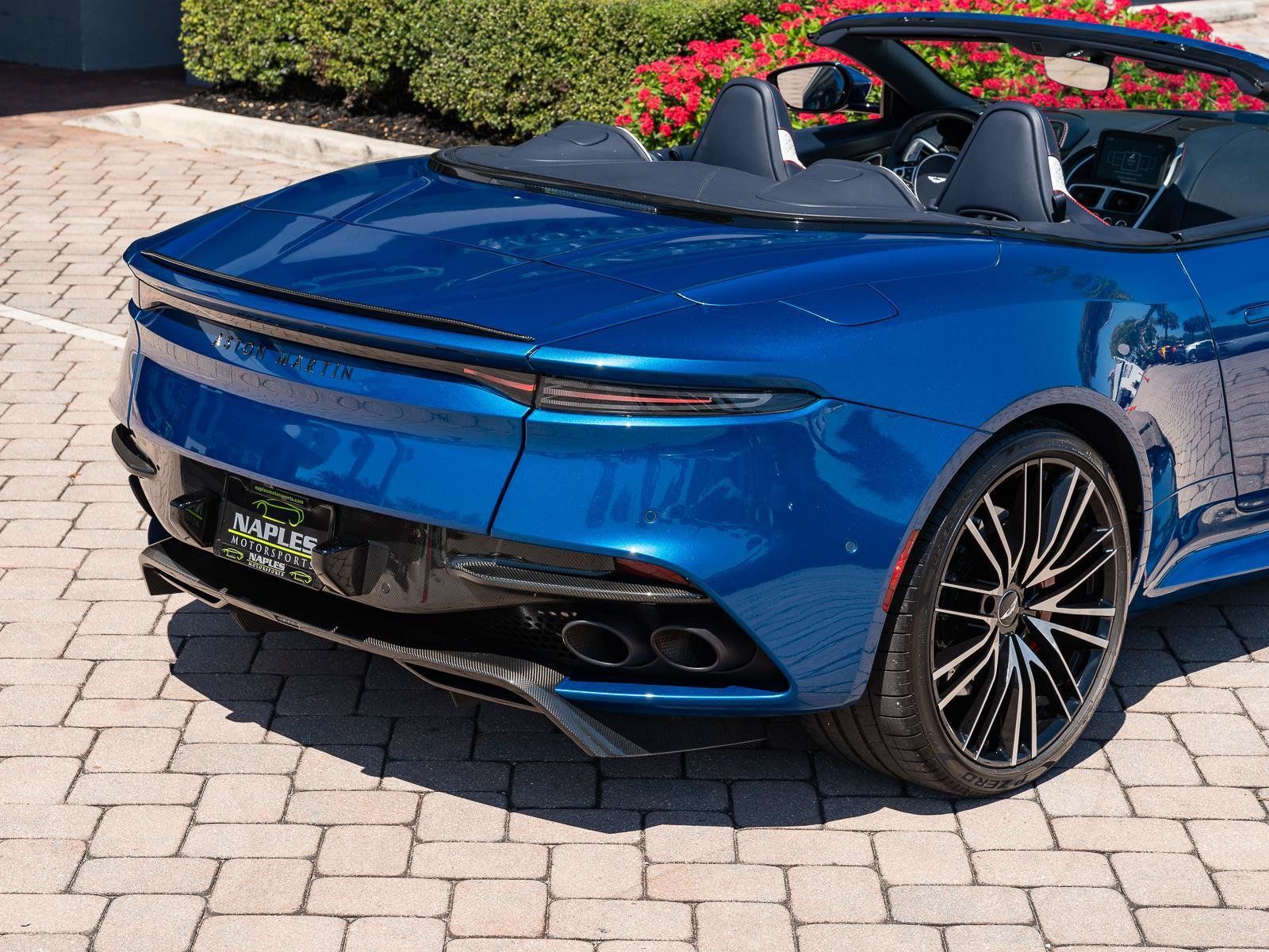 Used 2022 Aston Martin DBS Superleggera Volante RWD image 43