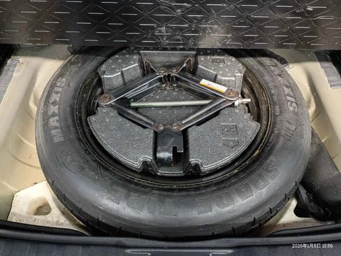 Used 2019 Toyota RAV4 LE image 8