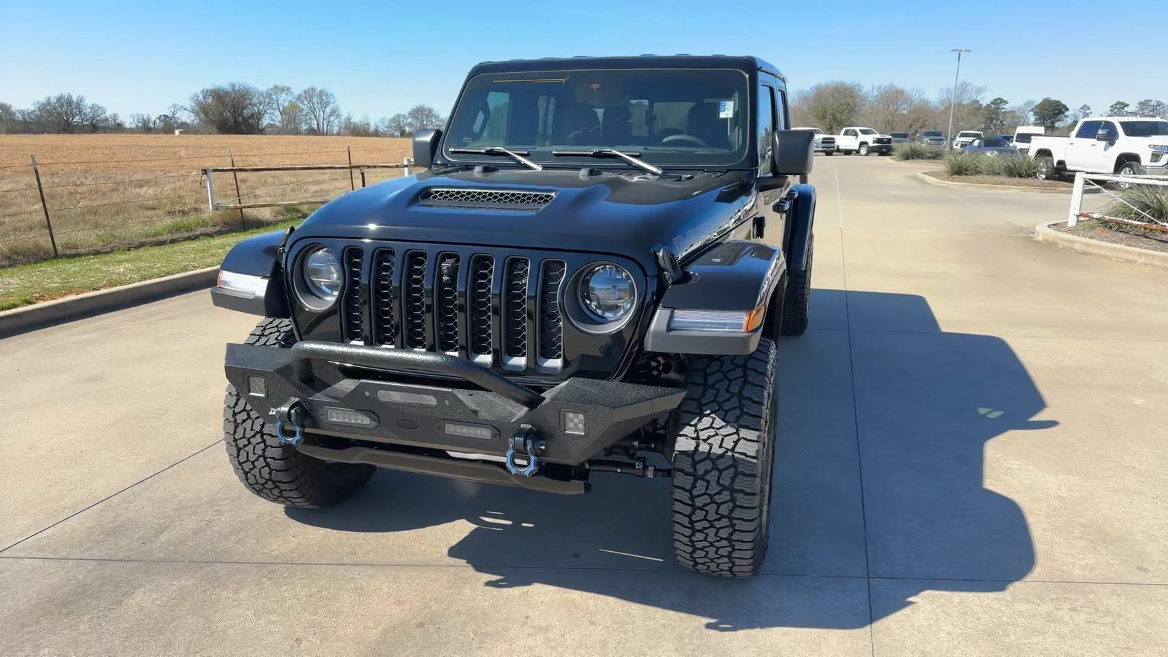 Used 2025 Jeep Gladiator Mojave AWD/4WD image 3