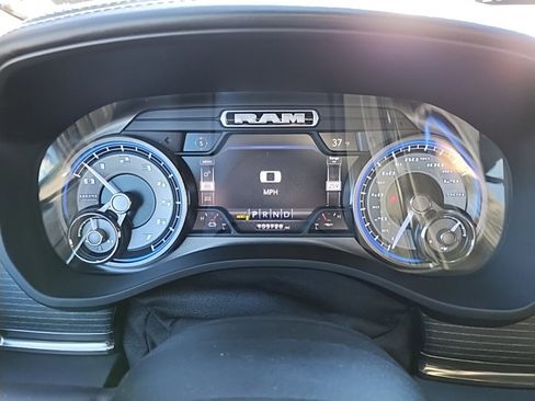 Used 2019 RAM 1500 Limited image 32