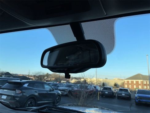 Used 2013 GMC Sierra 1500 SLE w/ Power Tech Package image 25