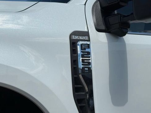 Used 2024 Ford F250 King Ranch AWD/4WD image 11