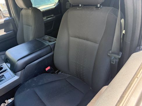 Used 2018 Ford F150 XLT w/ Equipment Group 302A Luxury AWD/4WD image 3
