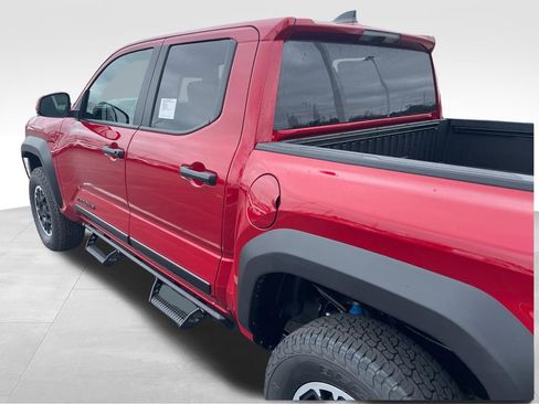 New 2026 Toyota Tacoma TRD Off-Road AWD/4WD image 5