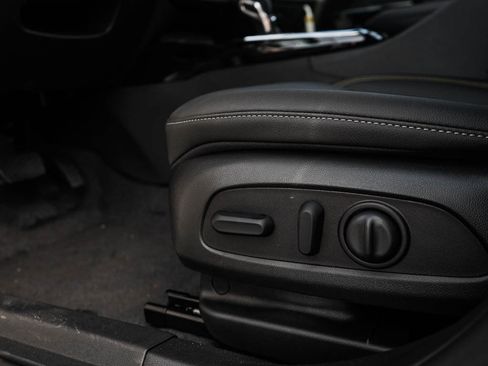 New 2026 Chevrolet Trax ACTIV w/ Driver Confidence Package FWD image 17