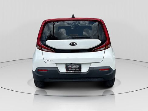 Used 2020 Kia Soul LX FWD image 6