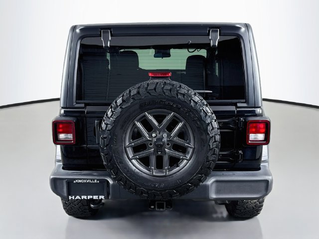 Used 2024 Jeep Wrangler Sport AWD/4WD image 8