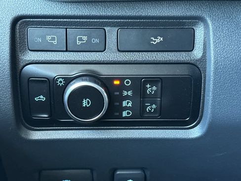 Used 2023 Ford F250 Lariat w/ Lariat Ultimate Package AWD/4WD image 29