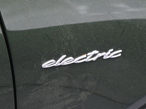 New 2026 Porsche Macan 4 Electric AWD/4WD image 10