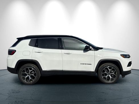 New 2026 Jeep Compass Limited AWD/4WD image 3