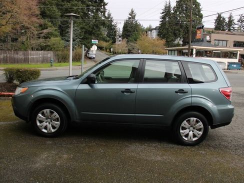 Used 2010 Subaru Forester 2.5X image 12