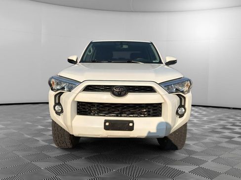 Used 2019 Toyota 4Runner SR5 Premium w/ Wilderness Package AWD/4WD image 2