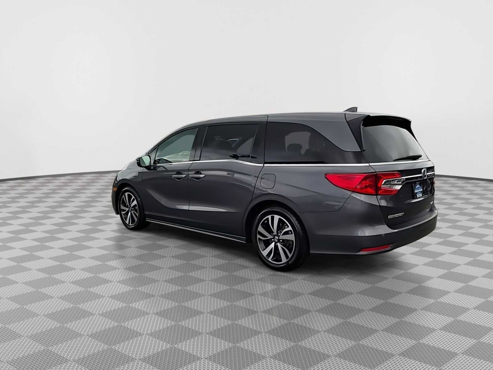 Used 2018 Honda Odyssey Elite image 6