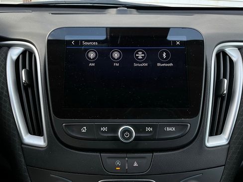 Used 2024 Chevrolet Malibu LT image 33