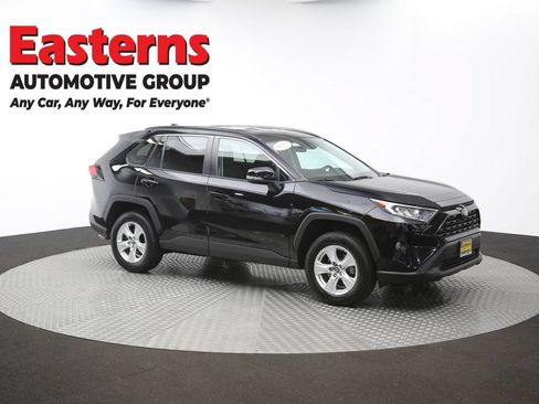 Used 2021 Toyota RAV4 XLE AWD/4WD image 47