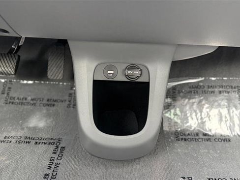 Used 2024 Hyundai Ioniq 5 Limited image 28