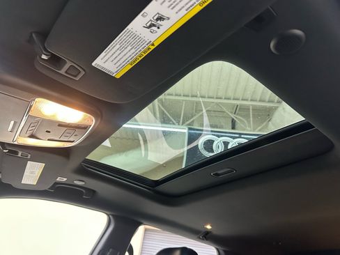 Used 2019 Jeep Grand Cherokee Altitude image 33