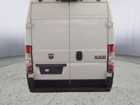 Used 2022 RAM ProMaster 3500 w/ Convenience Group FWD image 11