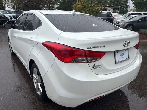 Used 2012 Hyundai Elantra GLS w/ Preferred Pkg 3 FWD image 3