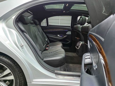 Used 2015 Mercedes-Benz S 550 4MATIC Sedan image 21