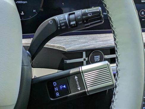 New 2026 Hyundai Santa Fe Calligraphy FWD image 16