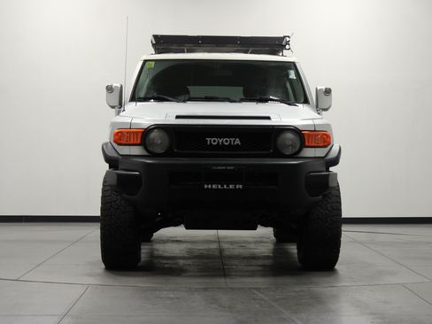 Used 2007 Toyota FJ Cruiser 4WD image 9
