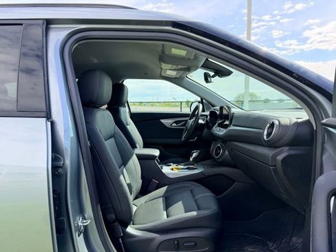 Used 2024 Chevrolet Blazer LT w/ Sound & Technology Package AWD/4WD image 10