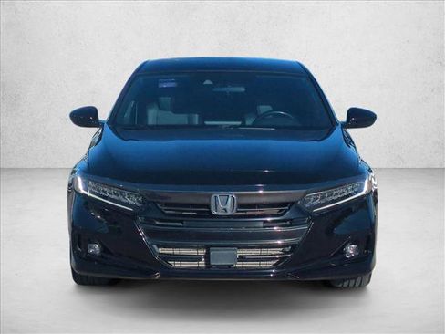Used 2021 Honda Accord Sport image 2