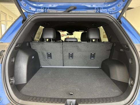 Certified 2025 Chevrolet Equinox ACTIV w/ Safety and Technology Package image 23