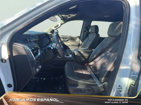 New 2026 GMC Yukon XL Elevation image 12