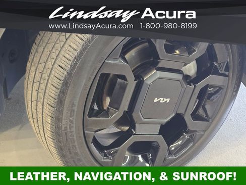 Used 2024 Kia Sorento SX Prestige AWD/4WD image 25