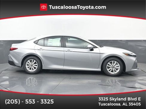 New 2026 Toyota Camry LE image 1