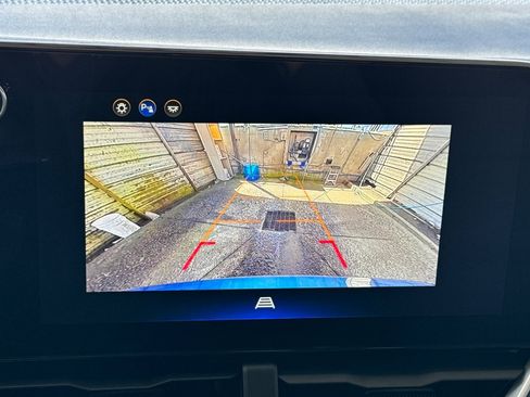 New 2025 Chevrolet Equinox LT image 20