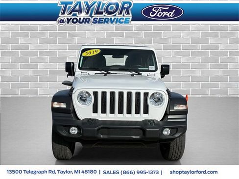 Used 2019 Jeep Wrangler Unlimited Sport S image 2
