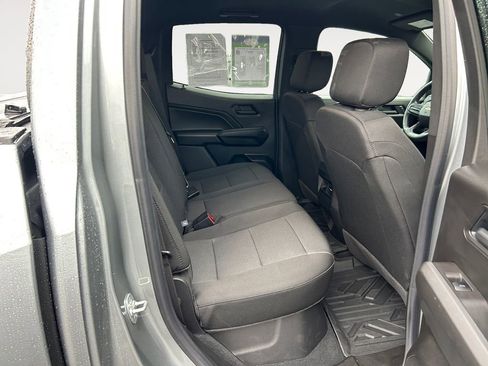 Used 2025 Chevrolet Colorado W/T image 11