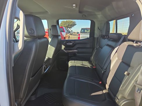 Used 2021 Chevrolet Silverado 1500 LTZ w/ Technology Package image 9