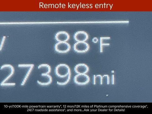 Certified 2025 Kia Sorento EX w/ EX Panoramic Sunroof Package AWD/4WD image 16