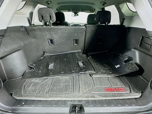 Used 2020 GMC Terrain SLE w/ Driver Convenience Package image 32