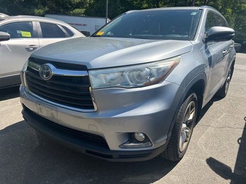 Used 2014 Toyota Highlander Limited Platinum AWD/4WD image 1
