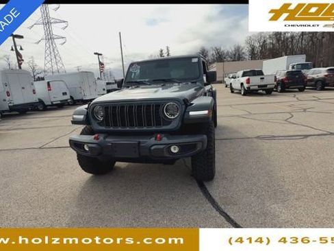 Used 2026 Jeep Wrangler Unlimited Rubicon AWD/4WD image 3